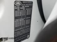 ✅ 2024 Land Rover Range Rover Velar Dynamic SE • VIN: SALYL2EX0RA373910 • Лот: 61033545. Опубликован ранее на Copart с пробегом 31 422 миль. Бесплатный доступ к архиву аукционных продаж из США и подробный отчёт об истории автомобиля на DreamBid. Изображение 14.