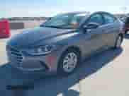 2018 Hyundai Elantra SE z VIN 5NPD74LF3JH277749, wystawiony jako IAAI lot #43473044 z przebiegiem 95 552 mil mil oraz . Historia ofert i sprzedaży dostępna na DreamBid. Obrazek 2.