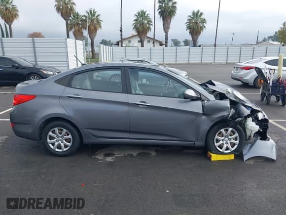 ✅ 2013 Hyundai Accent GLS • VIN: KMHCT4AE3DU531256 • Lot: 43722406. Listed on IAAI with 145,190 mi. Free auction sales archive from the USA and detailed vehicle history report at DreamBid. Image 13.