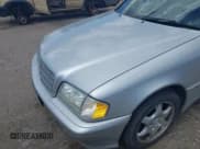 ✅ 1999 Mercedes-Benz C 230/260/280/320 • VIN: WDBHA29G1XA781478 • Lot: 42051212. Listed on IAAI with Not provided. Free auction sales archive from the USA and detailed vehicle history report at DreamBid. Image 6.