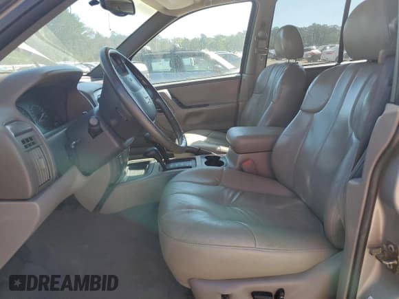 ✅ 2001 Jeep Grand Cherokee Laredo • VIN: 1J4GW48S01C534832 • Лот: 82501185. Опубликован ранее на Copart с пробегом Не указан. Бесплатный доступ к архиву аукционных продаж из США и подробный отчёт об истории автомобиля на DreamBid. Изображение 7.