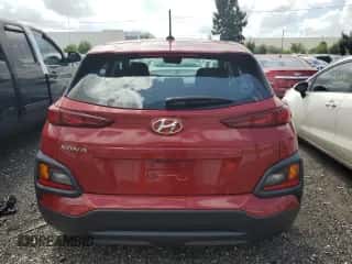 2021 Hyundai Kona SE с VIN KM8K12AA8MU626754, выставлен на аукционе Copart как лот 49159663 с пробегом 27 839 миль миль и . История ставок и продаж доступна на DreamBid. Изображение 6.