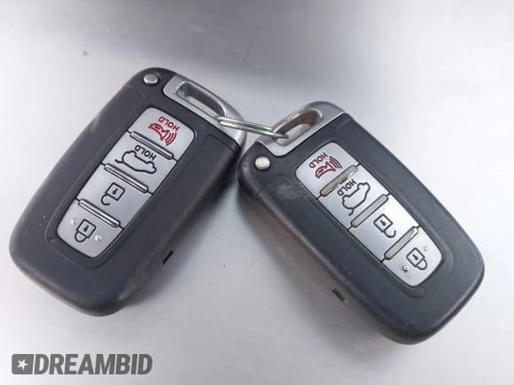 ✅ 2016 Hyundai Veloster Turbo • VIN: KMHTC6AE8GU255625 • Lot: 41479623. Wystawiony na IAAI z przebiegiem 94 011 mil. Bezpłatny archiwum sprzedaży aukcyjnych z USA i szczegółowy raport historii pojazdu na DreamBid. Zdjęcie 11.