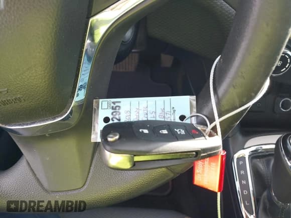 ✅ 2018 Chevrolet Cruze LS • VIN: 1G1BC5SM4J7146593 • Lot: 43677639. Listed on IAAI with 169,172 mi. Free auction sales archive from the USA and detailed vehicle history report at DreamBid. Image 11.