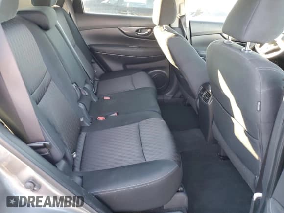 ✅ 2019 Nissan Rogue S • VIN: KNMAT2MV8KP515349 • Lot: 82684695. Listed on Copart with 50,584 mi. Free auction sales archive from the USA and detailed vehicle history report at DreamBid. Image 11.