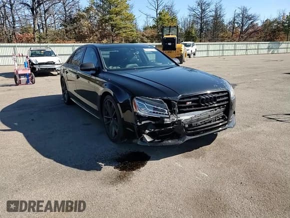 ✅ 2017 Audi S8 • VIN: WUAJ5AFD3HN900995 • Lot: 86691015. Listed on Copart with 90,846 mi. Free auction sales archive from the USA and detailed vehicle history report at DreamBid. Image 13.