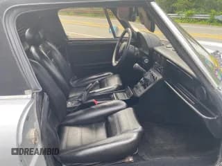 ✅ 1987 Alfa Romeo Spider • VIN: ZARBA5566H105XXX • Lot: 63038355. Wystawiony na Copart z przebiegiem 158 628 mil. Bezpłatny archiwum sprzedaży aukcyjnych z USA i szczegółowy raport historii pojazdu na DreamBid. Zdjęcie 5.