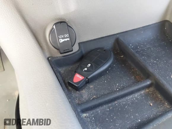 ✅ 2012 Dodge Durango SXT • VIN: 1C4RDJAG0CC295259 • Лот: 43479154. Опубликован ранее на IAAI с пробегом 126 113 миль. Бесплатный доступ к архиву аукционных продаж из США и подробный отчёт об истории автомобиля на DreamBid. Изображение 17.