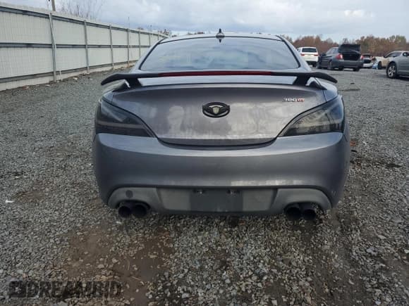 ✅ 2013 Hyundai Genesis Coupe Track • VIN: KMHHU6KJ1DU108735 • Lot: 90947115. Wystawiony na Copart z przebiegiem 75 164 mil. Bezpłatny archiwum sprzedaży aukcyjnych z USA i szczegółowy raport historii pojazdu na DreamBid. Zdjęcie 6.
