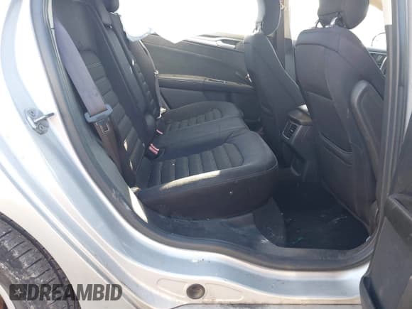 ✅ 2013 Ford Fusion SE • VIN: 3FA6P0H76DR213666 • Lot: 43403053. Listed on IAAI with 161,980 mi. Free auction sales archive from the USA and detailed vehicle history report at DreamBid. Image 8.