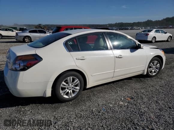 ✅ 2011 Nissan Altima S • VIN: 1N4AL2AP5BC172809 • Лот: 84806335. Опубликован ранее на Copart с пробегом Не указан. Бесплатный доступ к архиву аукционных продаж из США и подробный отчёт об истории автомобиля на DreamBid. Изображение 3.