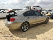✅ 2016 BMW 3 Series 328d • VIN: WBA8E5C52GK388322 • Лот: 86853125. Опубликован ранее на Copart с пробегом 165 725 миль. Бесплатный доступ к архиву аукционных продаж из США и подробный отчёт об истории автомобиля на DreamBid. Изображение 3.