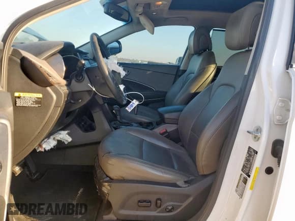 ✅ 2017 Hyundai Santa Fe 2.4L • VIN: 5XYZUDLB0HG400694 • Lot: 86504635. Listed on Copart with 174,876 mi. Free auction sales archive from the USA and detailed vehicle history report at DreamBid. Image 7.