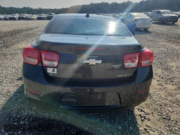 ✅ 2014 Chevrolet Malibu LT • VIN: 1G11C5SL2EF302869 • Lot: 81671945. Listed on Copart with 279,755 mi. Free auction sales archive from the USA and detailed vehicle history report at DreamBid. Image 6.