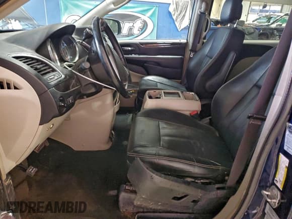 ✅ 2015 Chrysler Town & Country Touring • VIN: 2C4RC1BG3FR739926 • Лот: 94787615. Опубликован ранее на Copart с пробегом 103 524 миль. Бесплатный доступ к архиву аукционных продаж из США и подробный отчёт об истории автомобиля на DreamBid. Изображение 7.