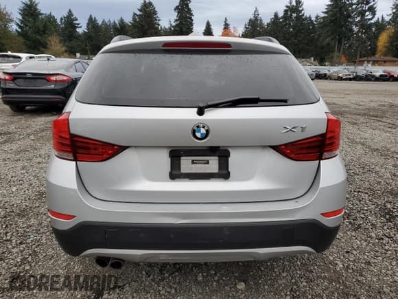 ✅ 2015 BMW X1 xDrive28i • VIN: WBAVL1C53FVY25890 • Lot: 82711785. Listed on Copart with 65,683 mi. Free auction sales archive from the USA and detailed vehicle history report at DreamBid. Image 6.