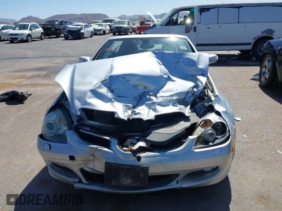 ✅ 2008 Mercedes-Benz SLK 350 • VIN: WDBWK56F08F181783 • Lot: 42153077. Listed on IAAI with 131,428 mi. Free auction sales archive from the USA and detailed vehicle history report at DreamBid. Image 12.