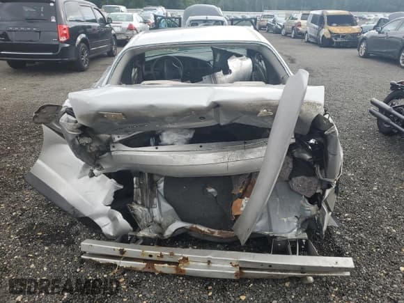 ✅ 2002 Chevrolet Monte Carlo LS • VIN: 2G1WW12E529272486 • Lot: 63662575. Listed on Copart with Not provided. Free auction sales archive from the USA and detailed vehicle history report at DreamBid. Image 6.