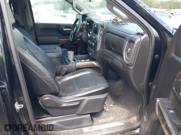 ✅ 2020 Chevrolet Silverado 1500 RST • VIN: 1GCUYEED4LZ172566 • Lot: 42739884. Wystawiony na IAAI z przebiegiem 115 543 mil. Bezpłatny archiwum sprzedaży aukcyjnych z USA i szczegółowy raport historii pojazdu na DreamBid. Zdjęcie 5.