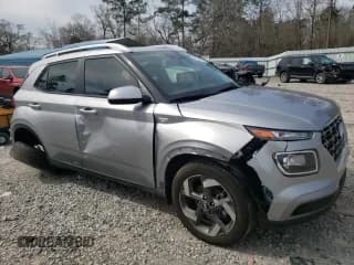 ✅ 2024 Hyundai Venue Limited • VIN: KMHRC8A30RU329417 • Lot: 45984505. Wystawiony na Copart z przebiegiem 12 351 mil. Bezpłatny archiwum sprzedaży aukcyjnych z USA i szczegółowy raport historii pojazdu na DreamBid. Zdjęcie 4.