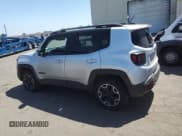 ✅ 2017 Jeep Renegade Trailhawk • VIN: ZACCJBCB2HPE47664 • Lot: 58404815. Listed on Copart with 123,564 mi. Free auction sales archive from the USA and detailed vehicle history report at DreamBid. Image 2.