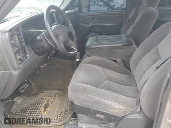 2005 Chevrolet Silverado 2500HD LT with VIN 1GCHK23295F884773, listed as a Copart auction lot 65961355 with Not provided miles and Salvage title. Bid and sale history available at DreamBid. Image 7.