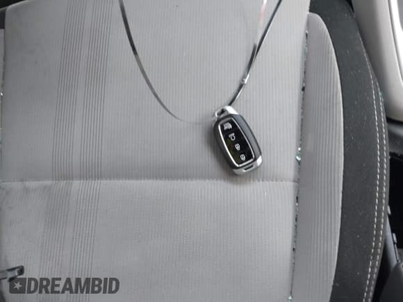 ✅ 2024 Hyundai Venue SEL • VIN: KMHRC8A30RU299240 • Lot: 42150687. Listed on IAAI with 25,641 mi. Free auction sales archive from the USA and detailed vehicle history report at DreamBid. Image 11.