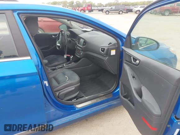 ✅ 2017 Hyundai Ioniq Limited • VIN: KMHC05LC2HU020444 • Лот: 43505051. Опубликован ранее на IAAI с пробегом 74 895 миль. Бесплатный доступ к архиву аукционных продаж из США и подробный отчёт об истории автомобиля на DreamBid. Изображение 5.