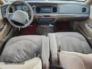 ✅ 1999 Mercury Grand Marquis GS • VIN: 2MEFM74WXXX616269 • Лот: 92629125. Опубликован ранее на Copart с пробегом 183 221 миль. Бесплатный доступ к архиву аукционных продаж из США и подробный отчёт об истории автомобиля на DreamBid. Изображение 8.