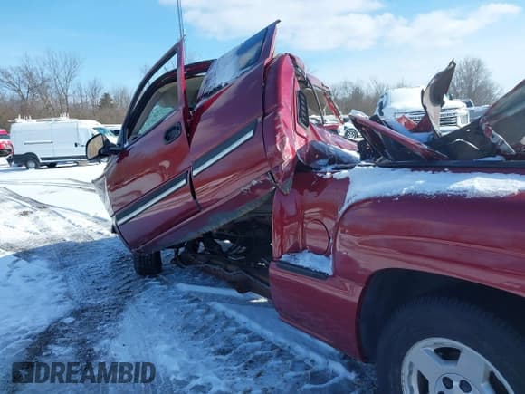 ✅ 2005 Chevrolet Silverado 1500 LT • VIN: 1GCEC19T15Z296326 • Лот: 41604712. Опубликован ранее на IAAI с пробегом Не указан. Бесплатный доступ к архиву аукционных продаж из США и подробный отчёт об истории автомобиля на DreamBid. Изображение 21.