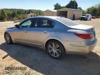 2011 Hyundai Genesis z VIN KMHGC4DE2BU142313, wystawiony jako Copart lot #75638424 z przebiegiem 131 390 mil mil oraz Szkoda całkowita • Salvage title. Historia ofert i sprzedaży dostępna na DreamBid. Obrazek 2.