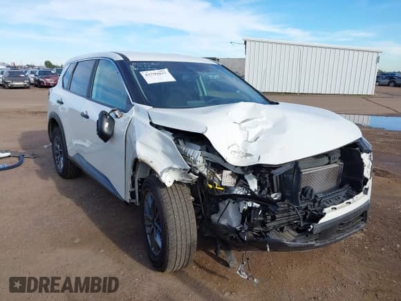 ✅ 2024 Nissan Rogue S • VIN: 5N1BT3AA4RC684941 • Lot: 43799837. Listed on IAAI with 44,331 mi. Free auction sales archive from the USA and detailed vehicle history report at DreamBid. Image 1.