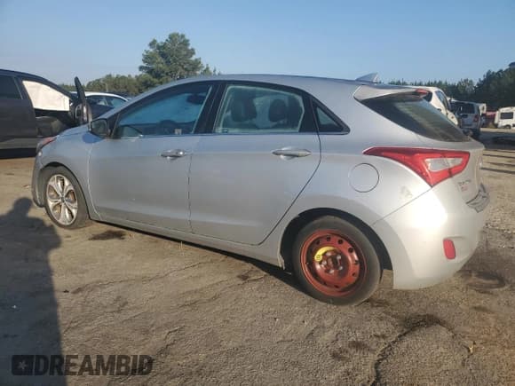 ✅ 2014 Hyundai Elantra • VIN: KMHD35LH5EU201167 • Lot: 91841355. Listed on Copart with 123,702 mi. Free auction sales archive from the USA and detailed vehicle history report at DreamBid. Image 2.