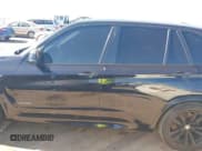 ✅ 2015 BMW X5 xDrive50i • VIN: 5UXKR6C55F0J76834 • Лот: 43664648. Опубликован ранее на IAAI с пробегом Не указан. Бесплатный доступ к архиву аукционных продаж из США и подробный отчёт об истории автомобиля на DreamBid. Изображение 13.