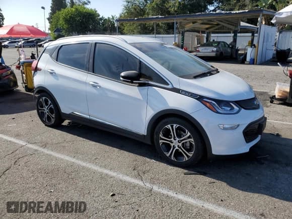 ✅ 2020 Chevrolet Bolt EV Premier • VIN: 1G1FZ6S00L4130012 • Lot: 63319404. Wystawiony na Copart z przebiegiem 48 223 mil. Bezpłatny archiwum sprzedaży aukcyjnych z USA i szczegółowy raport historii pojazdu na DreamBid. Zdjęcie 4.