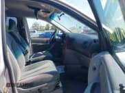 ✅ 2005 Chrysler Town & Country • VIN: 1C4GP45R35B370539 • Lot: 42646809. Wystawiony na IAAI z przebiegiem 176 951 mil. Bezpłatny archiwum sprzedaży aukcyjnych z USA i szczegółowy raport historii pojazdu na DreamBid. Zdjęcie 5.