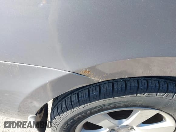 ✅ 2008 Hyundai Santa Fe SE • VIN: 5NMSH13EX8H144620 • Lot: 43670445. Wystawiony na IAAI z przebiegiem 139 207 mil. Bezpłatny archiwum sprzedaży aukcyjnych z USA i szczegółowy raport historii pojazdu na DreamBid. Zdjęcie 6.