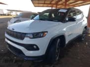 ✅ 2022 Jeep Compass Latitude • VIN: 3C4NJDBB7NT171458 • Лот: 41357473. Опубликован ранее на IAAI с пробегом 49 329 миль. Бесплатный доступ к архиву аукционных продаж из США и подробный отчёт об истории автомобиля на DreamBid. Изображение 2.