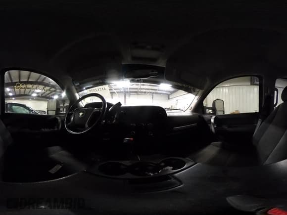 ✅ 2007 Chevrolet Silverado 2500HD 1LT • VIN: 1GCHC23K87F534566 • Lot: 41212539. Wystawiony na IAAI z przebiegiem 92 703 mil. Bezpłatny archiwum sprzedaży aukcyjnych z USA i szczegółowy raport historii pojazdu na DreamBid. Zdjęcie 18.