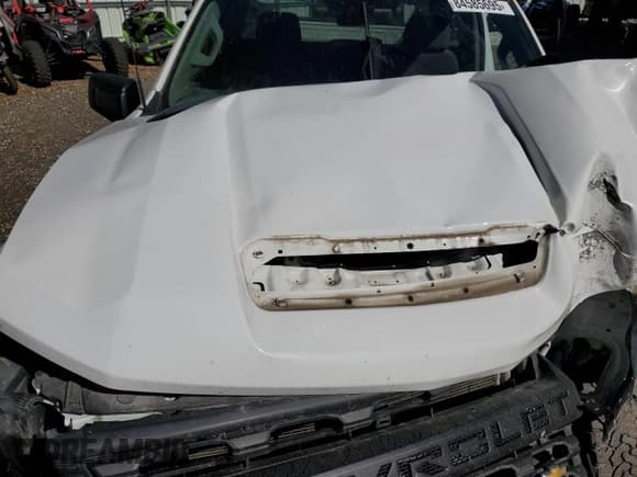 ✅ 2020 Chevrolet Silverado 2500HD • VIN: 1GC0YLE76LF226190 • Лот: 84585695. Опубликован ранее на Copart с пробегом 142 026 миль. Бесплатный доступ к архиву аукционных продаж из США и подробный отчёт об истории автомобиля на DreamBid. Изображение 11.