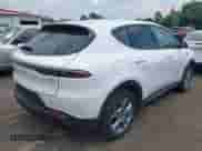 2024 Dodge Hornet R/T z VIN ZACPDFCW0R3A28742, wystawiony jako IAAI lot #42698231 z przebiegiem 34 181 mil mil oraz . Historia ofert i sprzedaży dostępna na DreamBid. Obrazek 4.