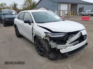 ✅ 2024 Honda HR-V Sport • VIN: 3CZRZ2H50RM770289 • Lot: 43457780. Listed on IAAI with 34,572 mi. Free auction sales archive from the USA and detailed vehicle history report at DreamBid. Image 1.