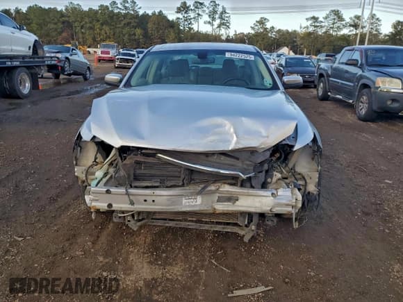 ✅ 2016 Ford Taurus SEL • VIN: 1FAHP2E83GG156937 • Lot: 94222525. Listed on Copart with 113,719 mi. Free auction sales archive from the USA and detailed vehicle history report at DreamBid. Image 5.