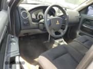 ✅ 2007 Mitsubishi Raider LS • VIN: 1Z7HC22K77S125228 • Lot: 62816695. Wystawiony na Copart z przebiegiem 194 397 mil. Bezpłatny archiwum sprzedaży aukcyjnych z USA i szczegółowy raport historii pojazdu na DreamBid. Zdjęcie 8.