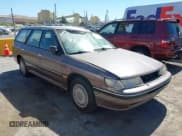 ✅ 1992 Subaru Legacy L • VIN: 4S3BJ6320N6914663 • Lot: 42860349. Wystawiony na IAAI z przebiegiem 227 595 mil. Bezpłatny archiwum sprzedaży aukcyjnych z USA i szczegółowy raport historii pojazdu na DreamBid. Zdjęcie 1.