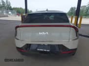 ✅ 2024 Kia EV6 Wind • VIN: KNDC34LA9R5179963 • Lot: 42779706. Listed on IAAI with 7,885 mi. Free auction sales archive from the USA and detailed vehicle history report at DreamBid. Image 17.