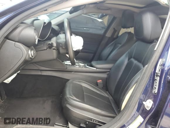 ✅ 2021 Alfa Romeo Giulia • VIN: ZARFAMAN9M7639652 • Lot: 63045435. Listed on Copart with 78,888 mi. Free auction sales archive from the USA and detailed vehicle history report at DreamBid. Image 7.