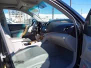 ✅ 2010 Toyota Highlander Limited • VIN: JTEJW3EHXA2045175 • Lot: 43785532. Listed on IAAI with 210,781 mi. Free auction sales archive from the USA and detailed vehicle history report at DreamBid. Image 5.