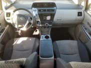 ✅ 2015 Toyota Prius Four • VIN: JTDZN3EU1FJ035395 • Lot: 85365715. Wystawiony na Copart z przebiegiem 114 956 mil. Bezpłatny archiwum sprzedaży aukcyjnych z USA i szczegółowy raport historii pojazdu na DreamBid. Zdjęcie 8.