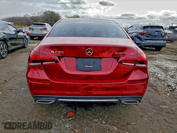 ✅ 2021 Mercedes-Benz A 220 • VIN: W1K3G4FB8MJ295721 • Lot: 93707025. Wystawiony na Copart z przebiegiem 82 192 mil. Bezpłatny archiwum sprzedaży aukcyjnych z USA i szczegółowy raport historii pojazdu na DreamBid. Zdjęcie 6.